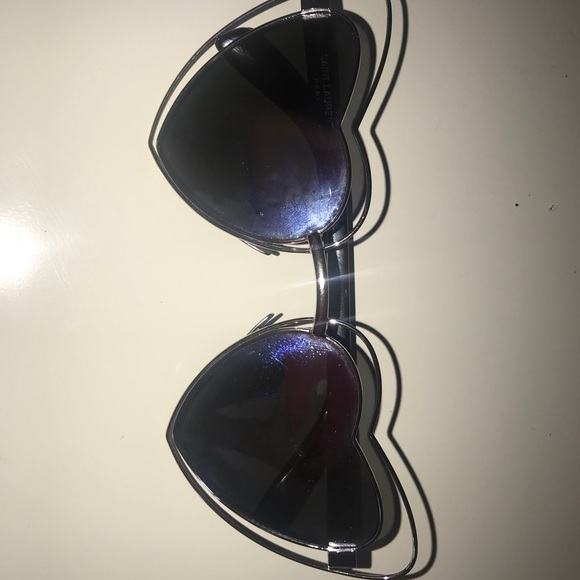 YSL LouLou cutout heart glasses - Picture 3 of 8